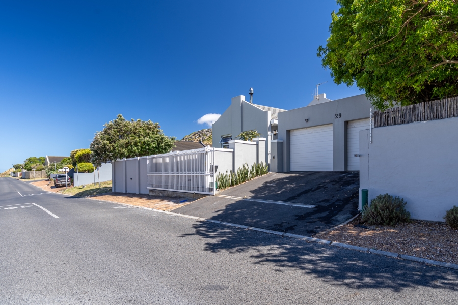 3 Bedroom Property for Sale in Silverglade Western Cape